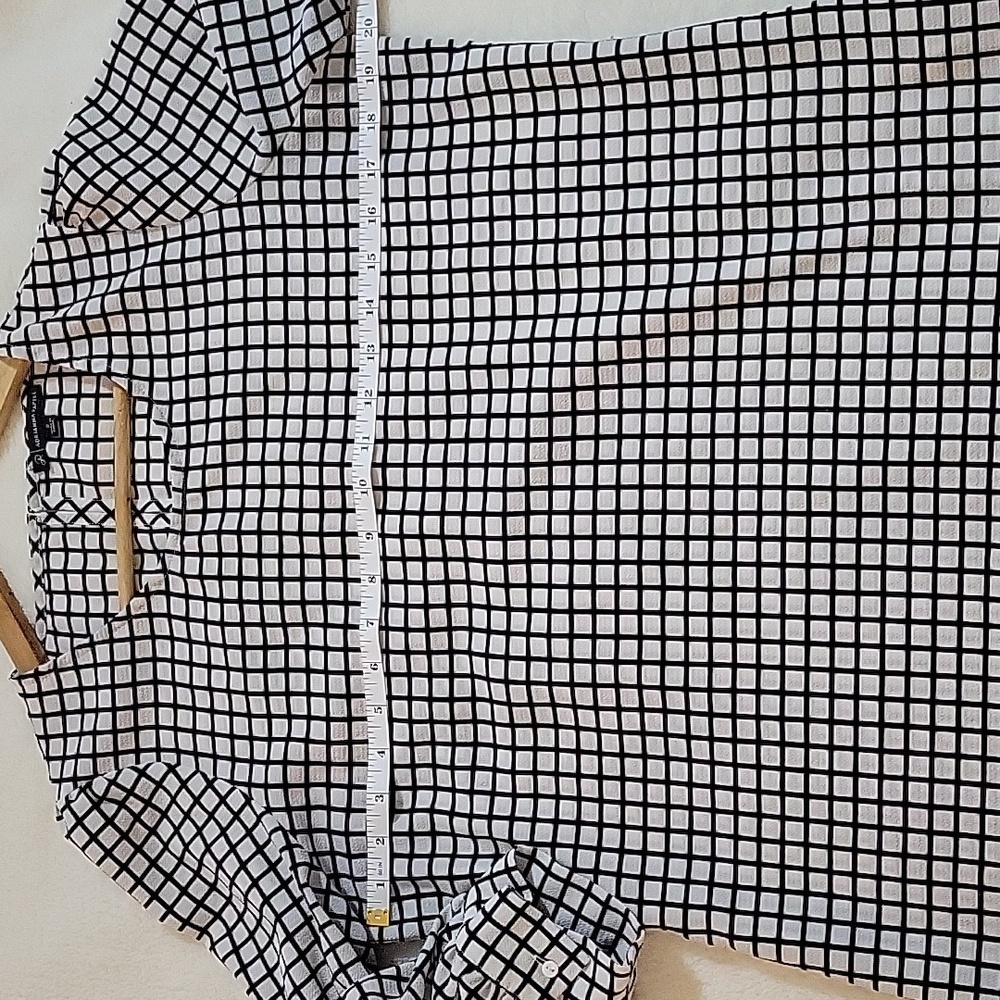 ADRIANNA PAPELL BLACK * WHITE SQUARE DESIGN TOP SMALL - Picture 5 of 11